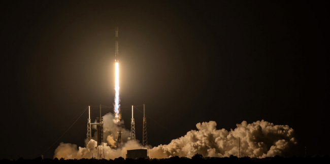 SpaceX markeert de 500ste lancering van een hergebruikte raket met de Sentinel-6B-satelliet