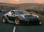 De werkplaats in Yorkshire heeft een straatlegale versie van de Porsche GT3 R gemaakt