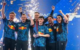 Jarno Opmeer gekroond tot F1 Sim Racing Wereldkampioen voor 2025