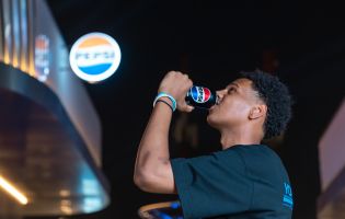 PepsiCo keert terug als belangrijkste partner van de Esports World Cup
