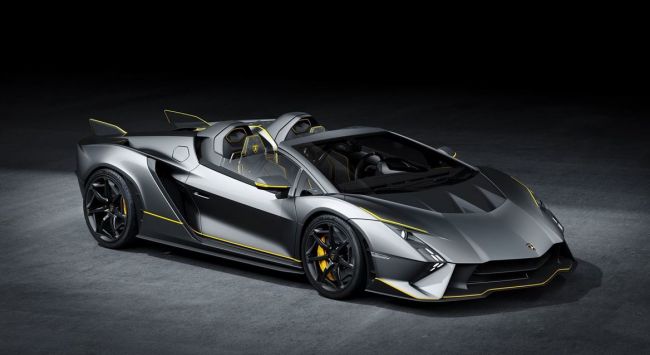 Lamborghini heeft twee nieuwe auto's onthuld om het einde van het V12-tijdperk te markeren